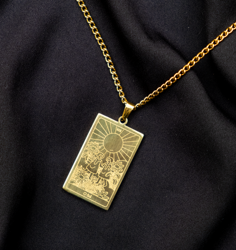 Magic Kit - a Tarot Necklace + a Tarot Deck
