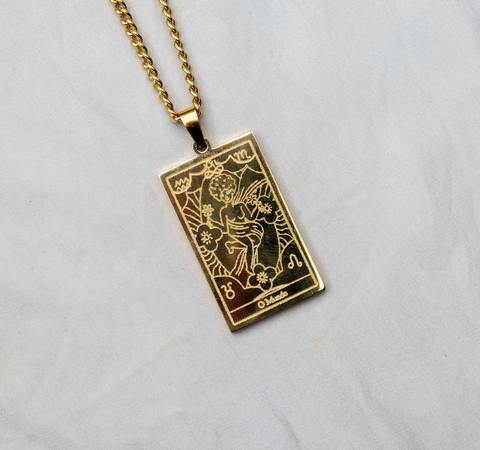 Magic Kit - a Tarot Necklace + a Tarot Deck