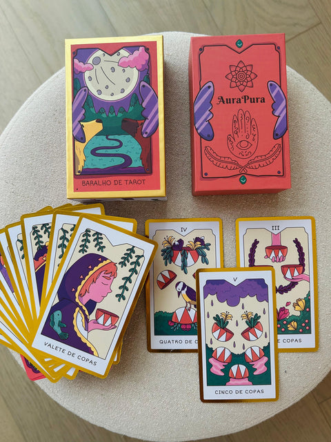 Magic Kit - a Tarot Necklace + a Tarot Deck