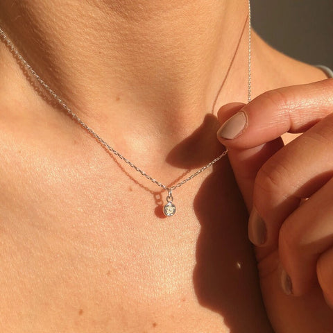 Mi Estrella - Colgante de Signo del Zodiaco para collar y pulsera con piedras para cada mes (sin collar)